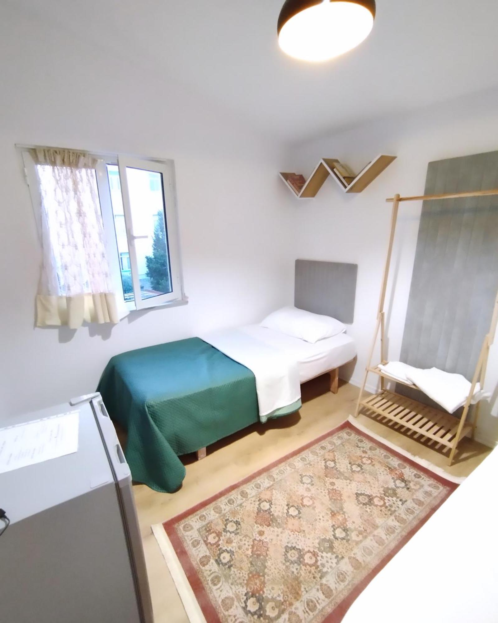 2 Single Bedroom Tirana Exteriör bild